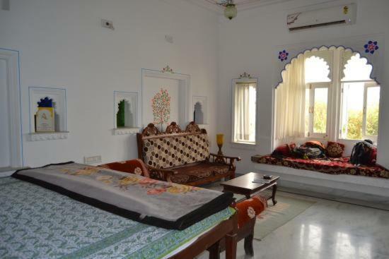 Hotel Aravali View Palace Udaipur Exterior photo